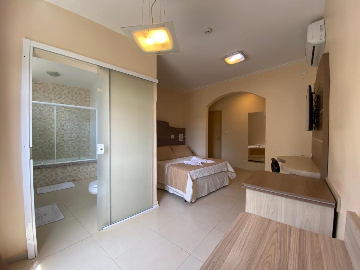 Kanoa Hotel Santo Antônio da Platina 外观 照片